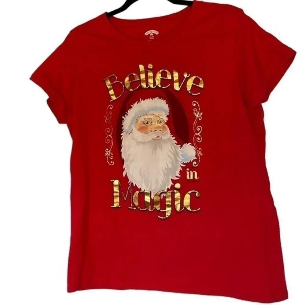 New Holiday Time "I Believe in Magic"‎ Santa T-shirt Size XL (16-18)